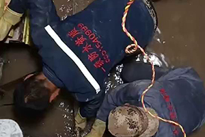 贵州电梯井堵漏施工视频